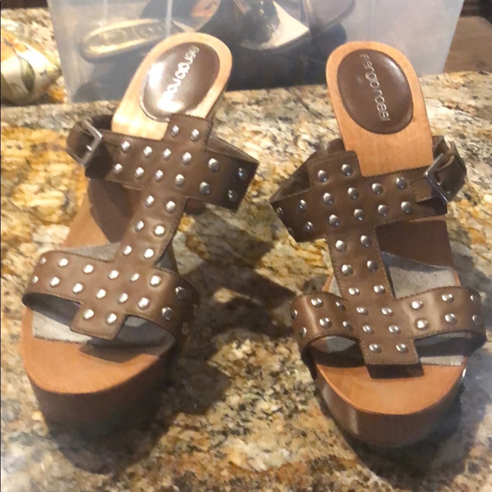 Sergio Rossi wood sandal heel